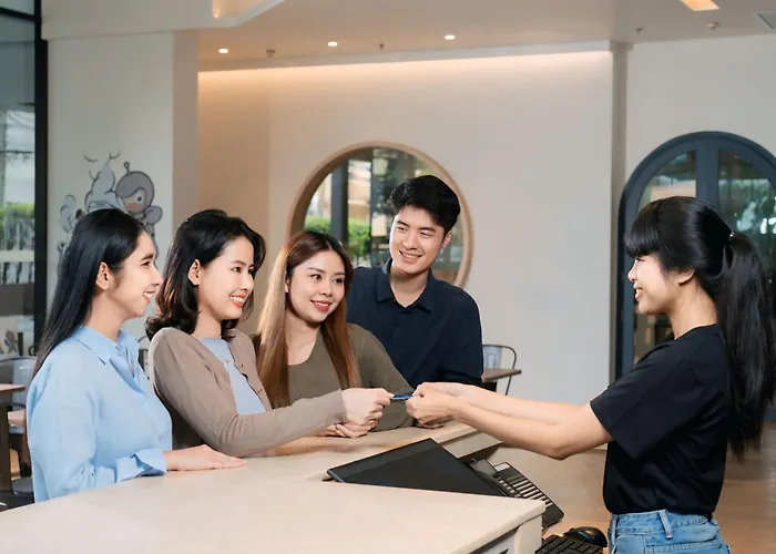 Vic 3 酒店 曼谷